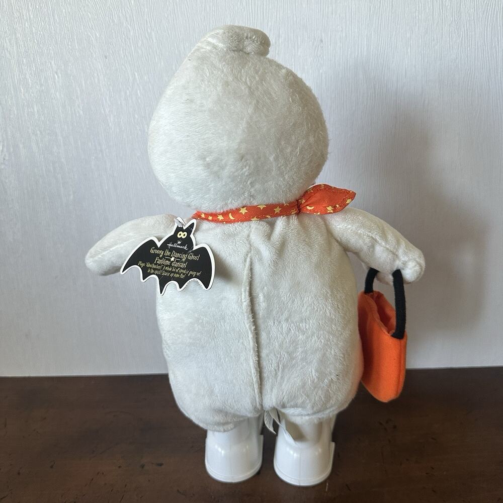 Hallmark Groovy Dancing Ghost Ghostbusters Singing Halloween NWT Works - Picture 5 of 6